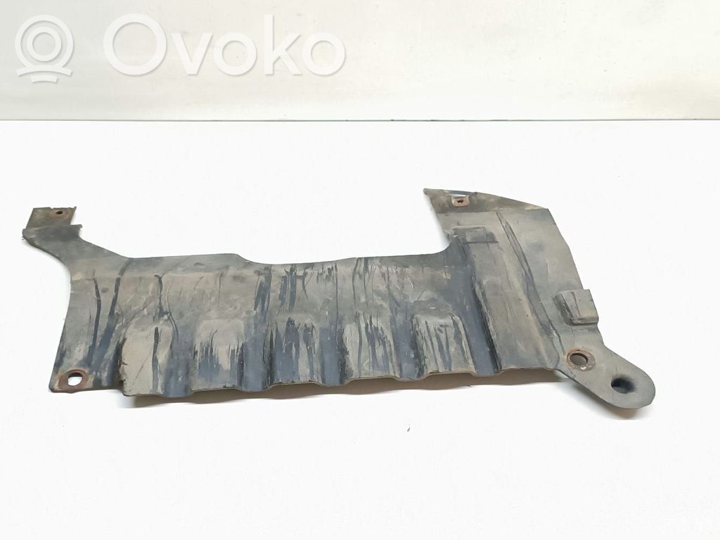 BMW X1 E84 Osłona tylna podwozia pod zderzak 