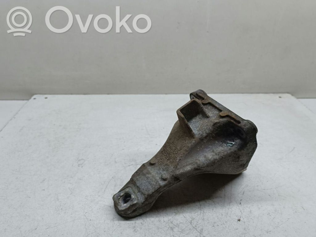 BMW X1 E84 Engine mounting bracket 