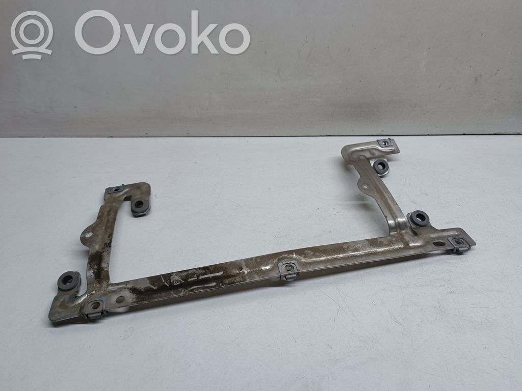 BMW 3 E90 E91 Other engine bay part 
