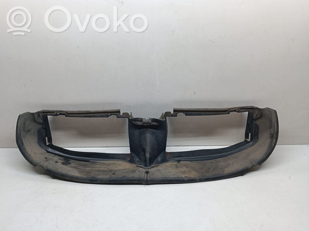 BMW 3 E90 E91 Gaisa ieplūdes kanāla detaļas 