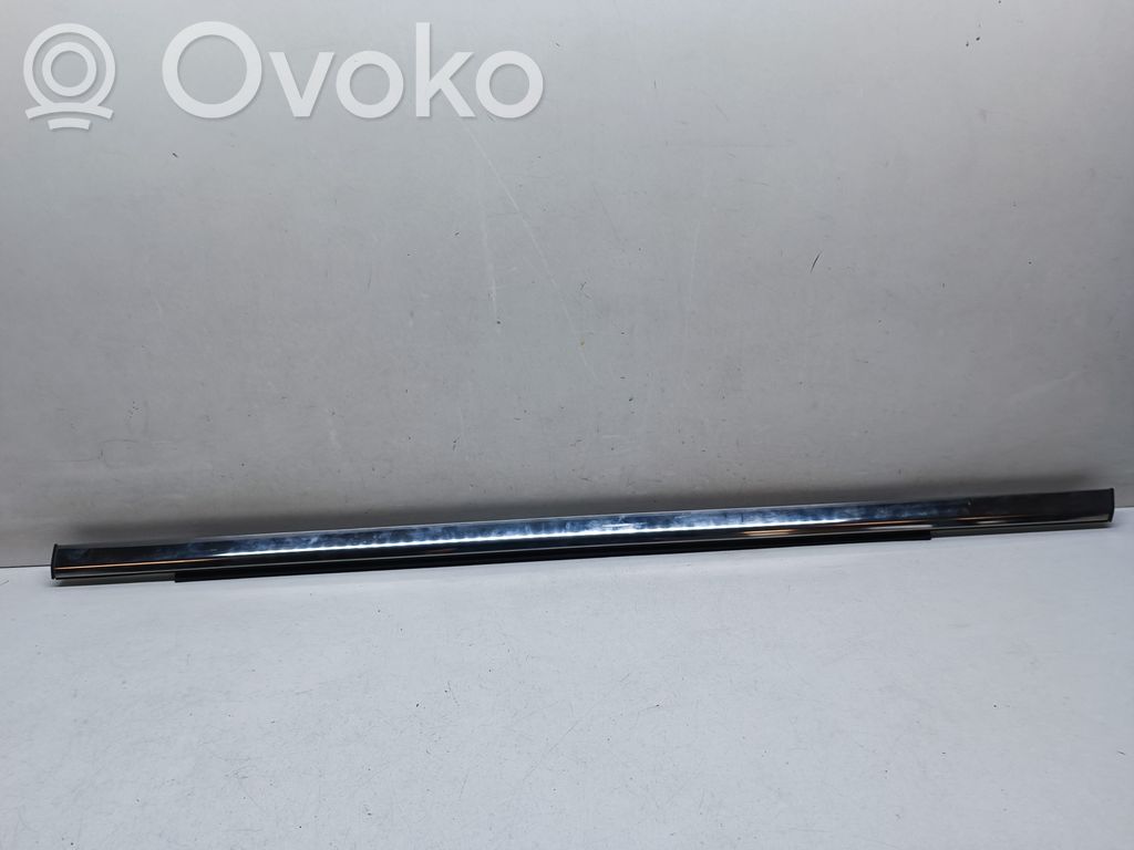 Listwa / Uszczelka szyby drzwi tylnych   55399292AE