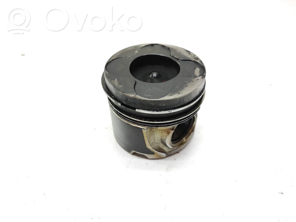 BMW 5 E60 E61 Piston 