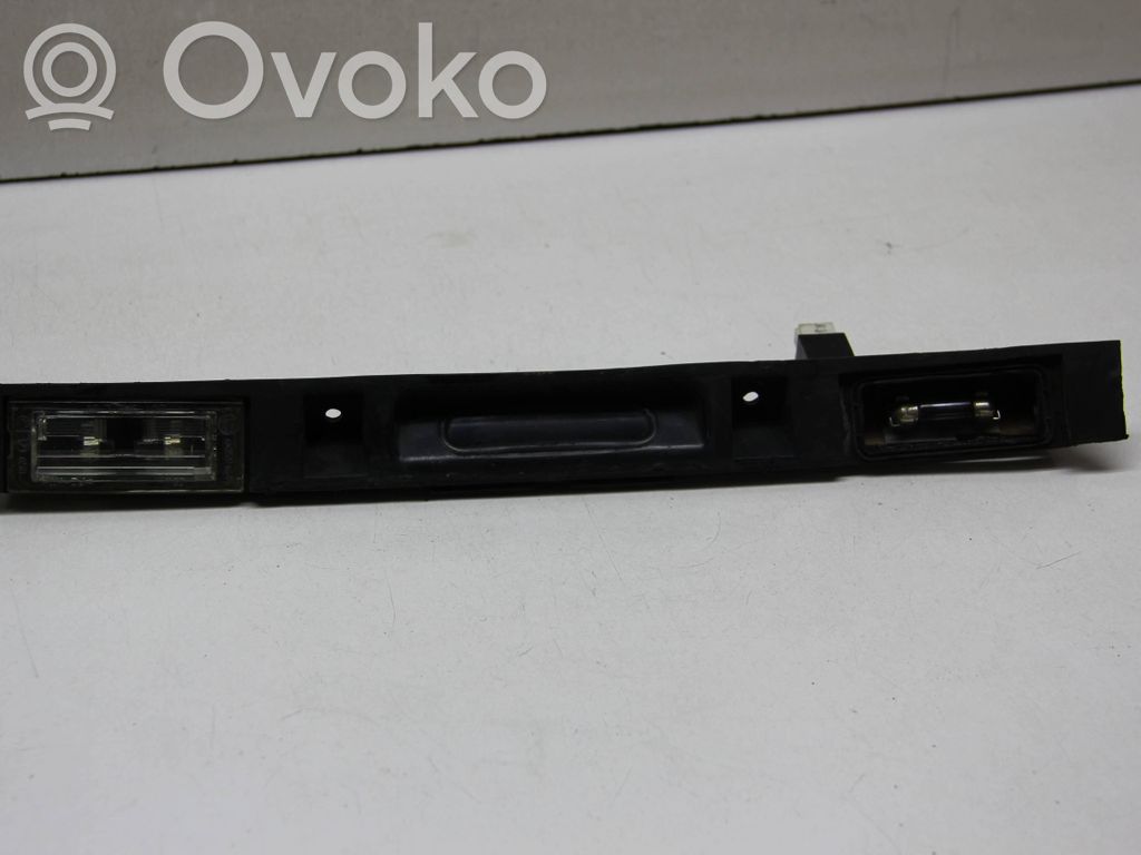BMW X3 E83 Lampă număr cu montare pe hayon 
