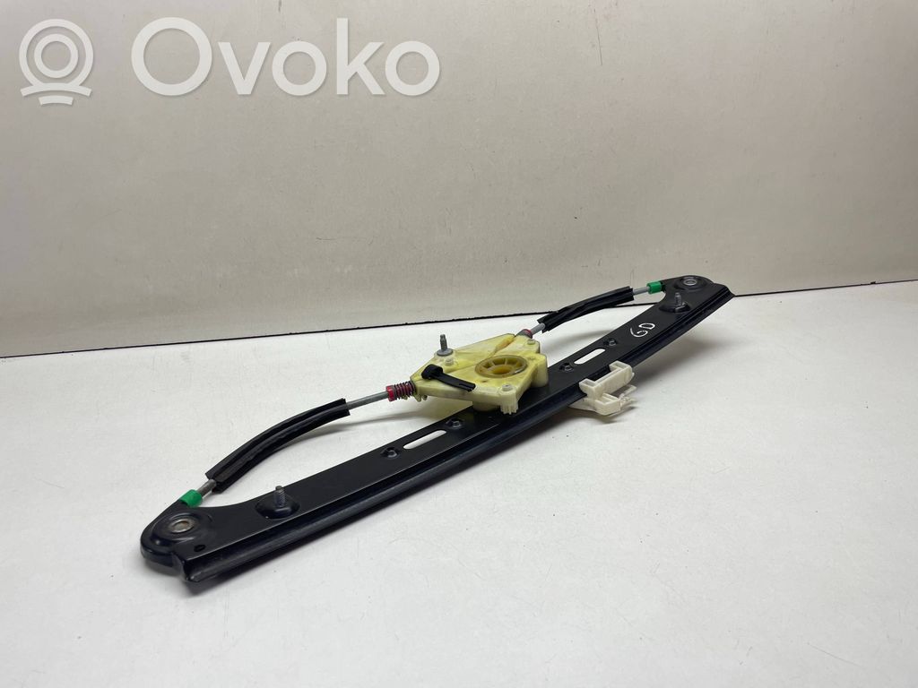 BMW X3 E83 Mechanizm podnoszenia szyby tylnej bez silnika 