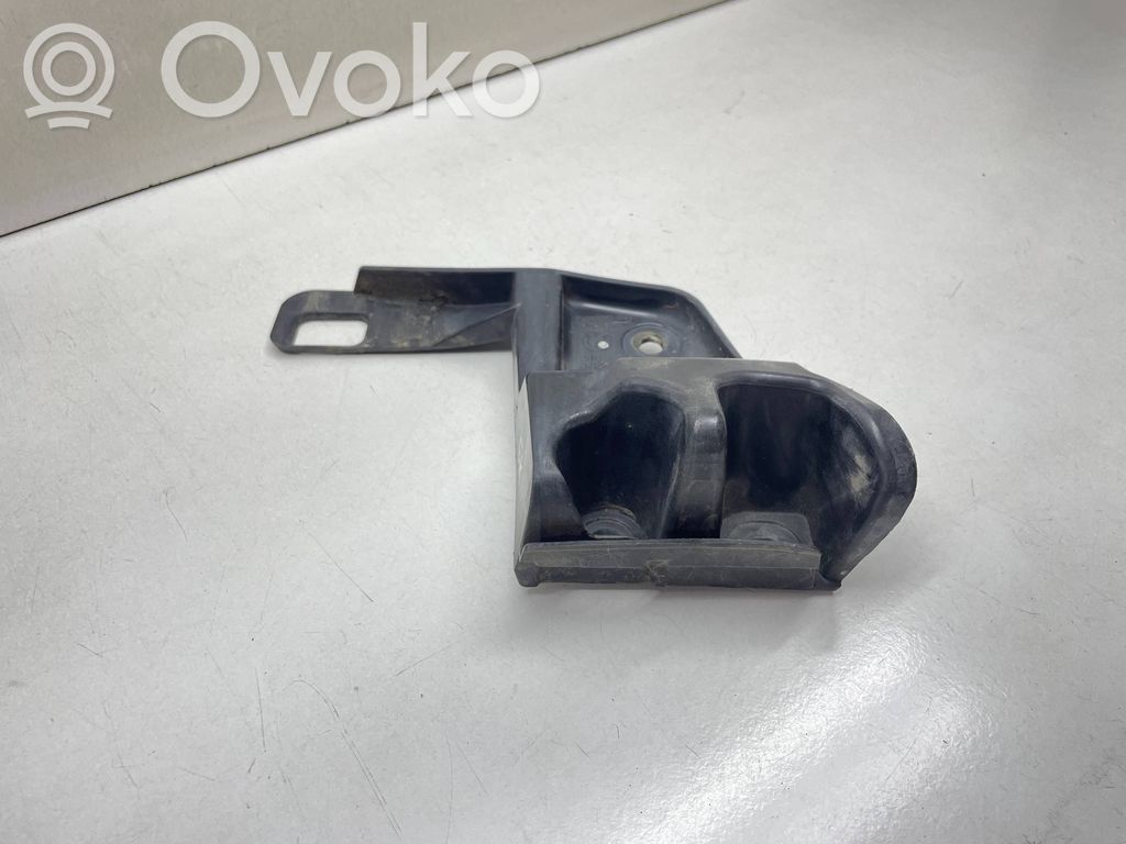 BMW X3 E83 Bumper support mounting bracket corner 