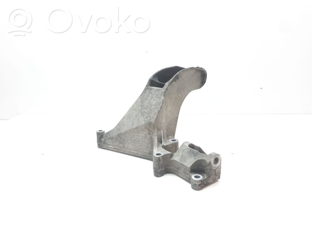 Engine mounting bracket   6753225,22116753225