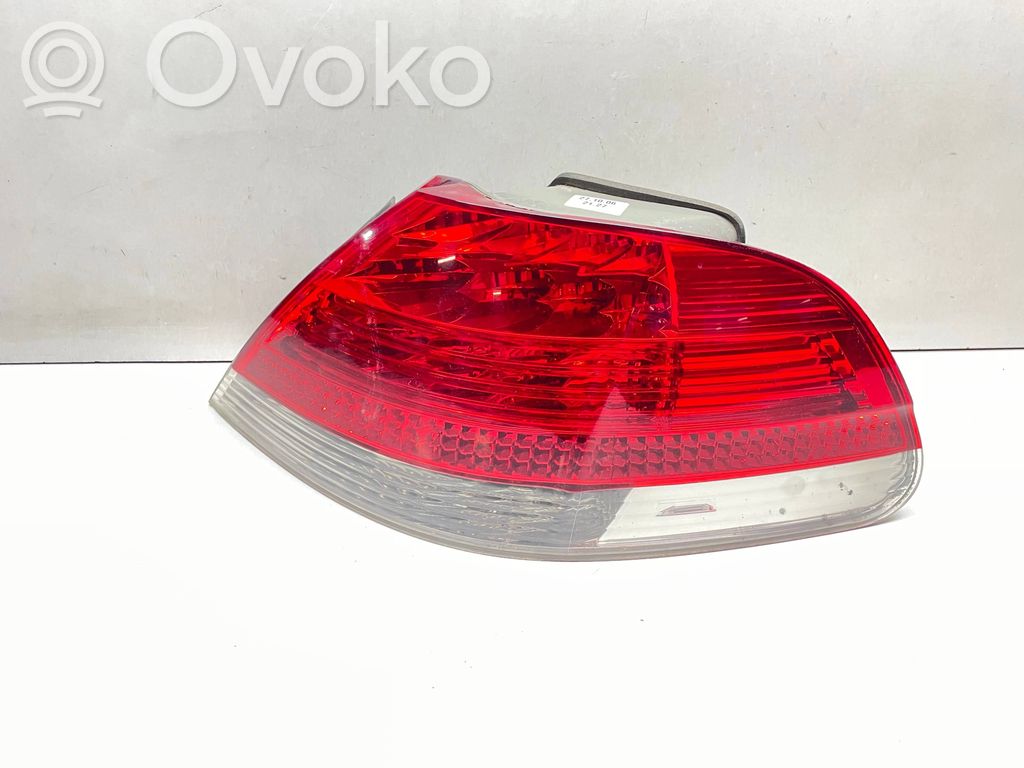 Rear/tail lights   6937236,63216937236