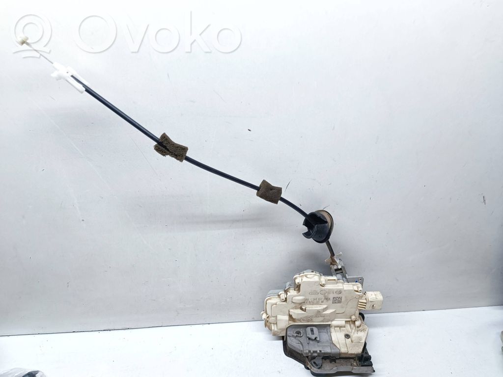 Etuoven lukko   8J1837016A