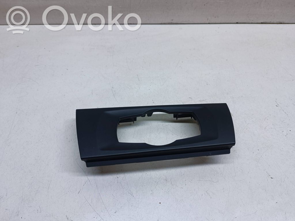 BMW 3 E90 E91 Alte piese de interior 