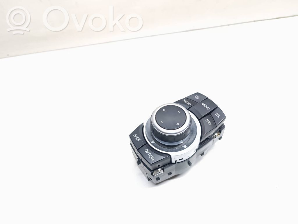 Pääyksikkö multimedian ohjaus   9249439