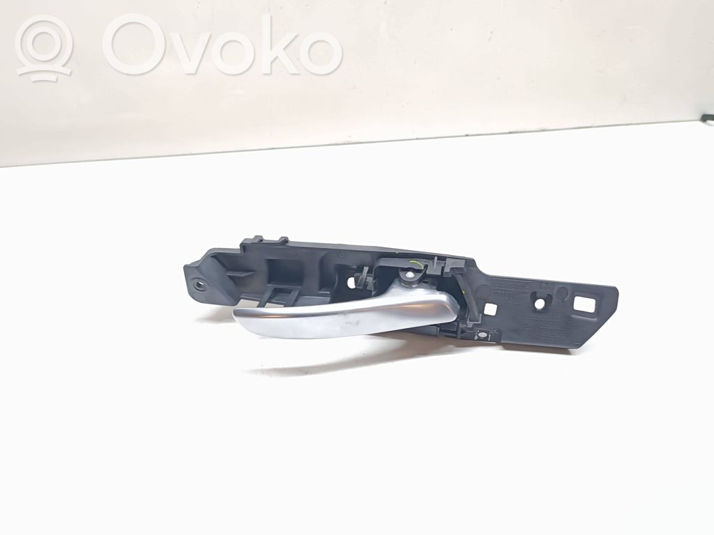BMW X5 E70 Manecilla interna puerta trasera 