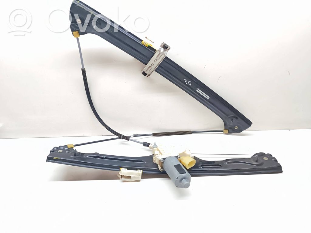 Front door window regulator with motor   7166380