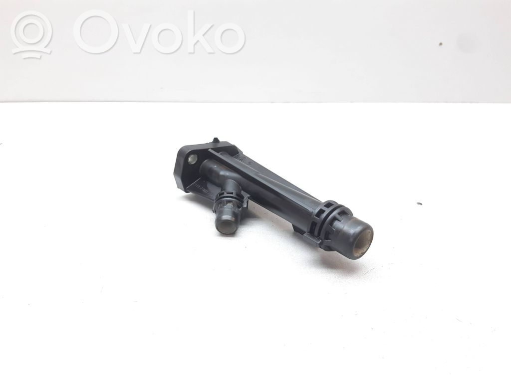 BMW X5 E70 Moottorin vesijäähdytyksen putki/letku 