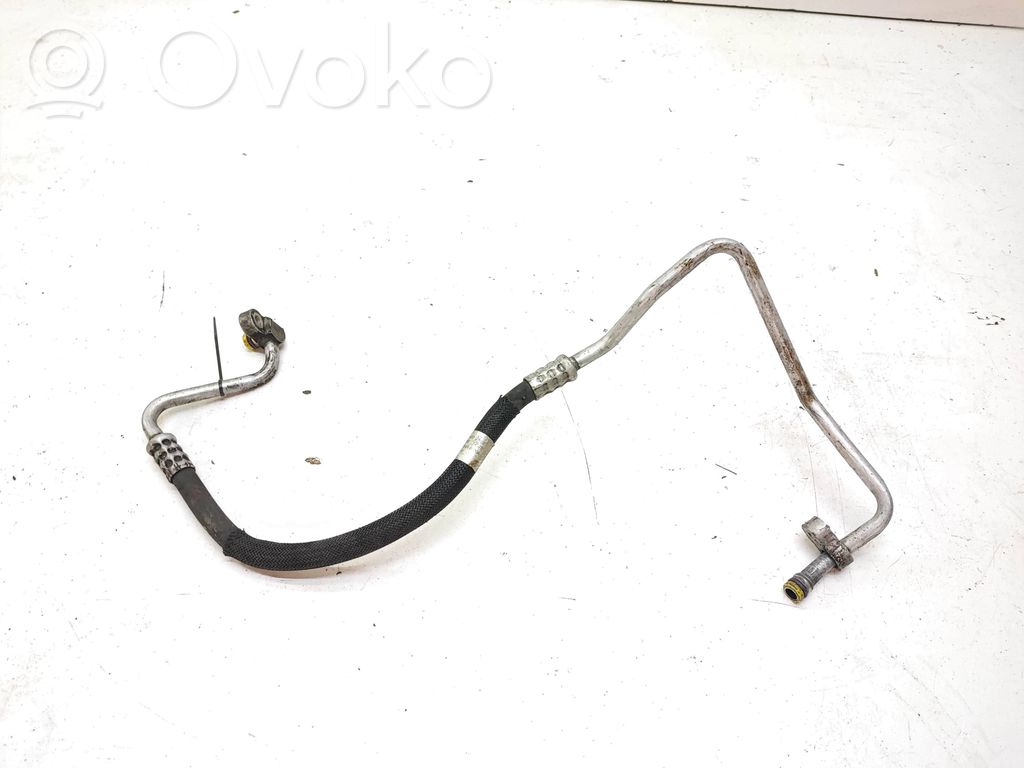 BMW X6 M Ilmastointilaitteen putki (A/C) 