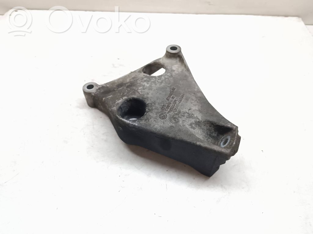 BMW 1 F20 F21 Engine mounting bracket 