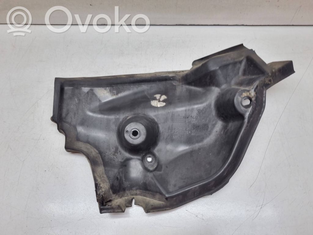 BMW X3 F25 Alte piese compartiment motor 