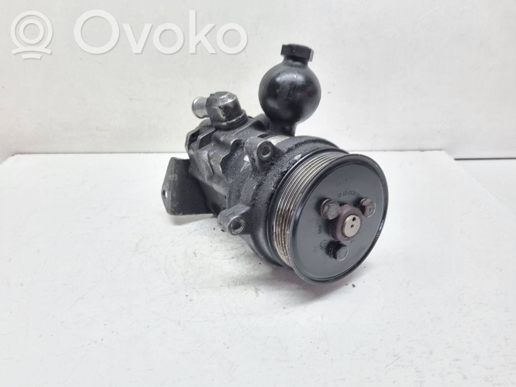 BMW 5 E60 E61 Pompa wspomagania 