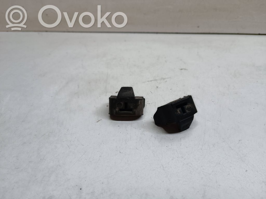BMW 3 E90 E91 Fixation de radiateur 