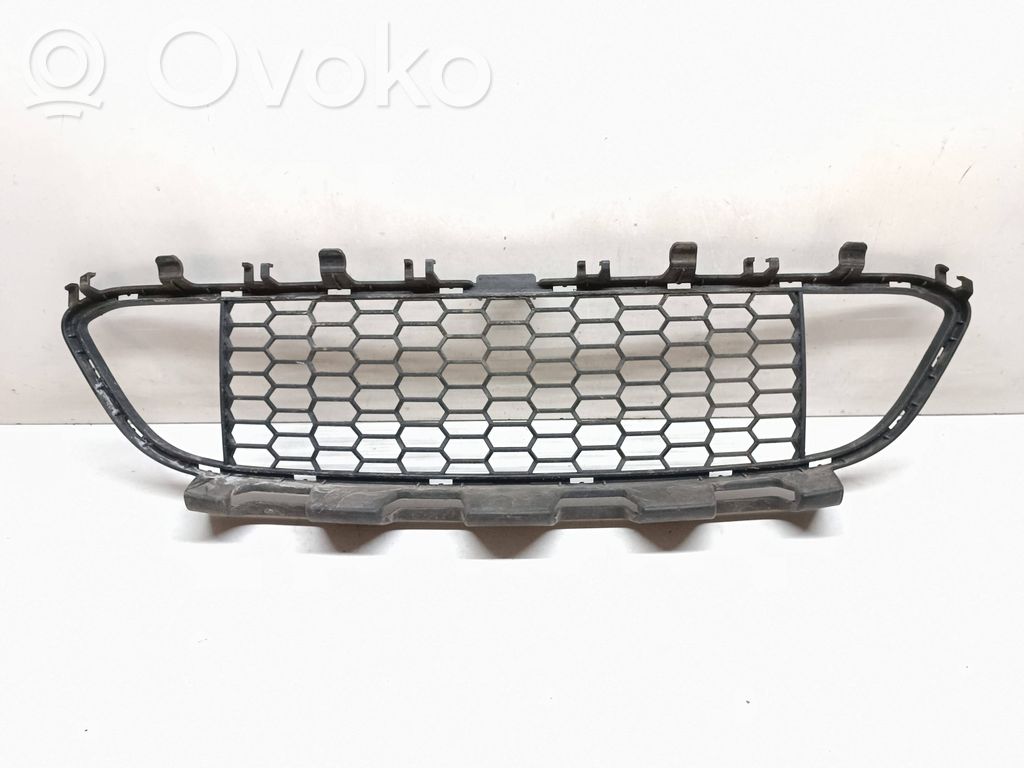 BMW 3 F30 F35 F31 Kratka dolna zderzaka przedniego 