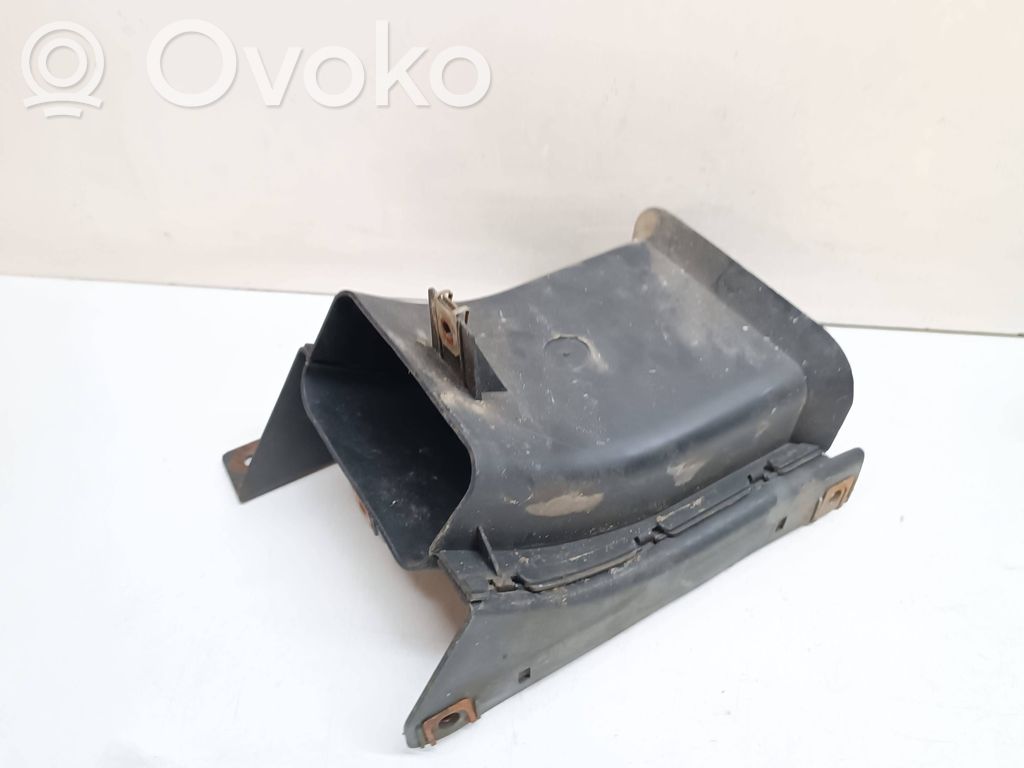 BMW 5 E60 E61 Ilmanoton kanavan osa 
