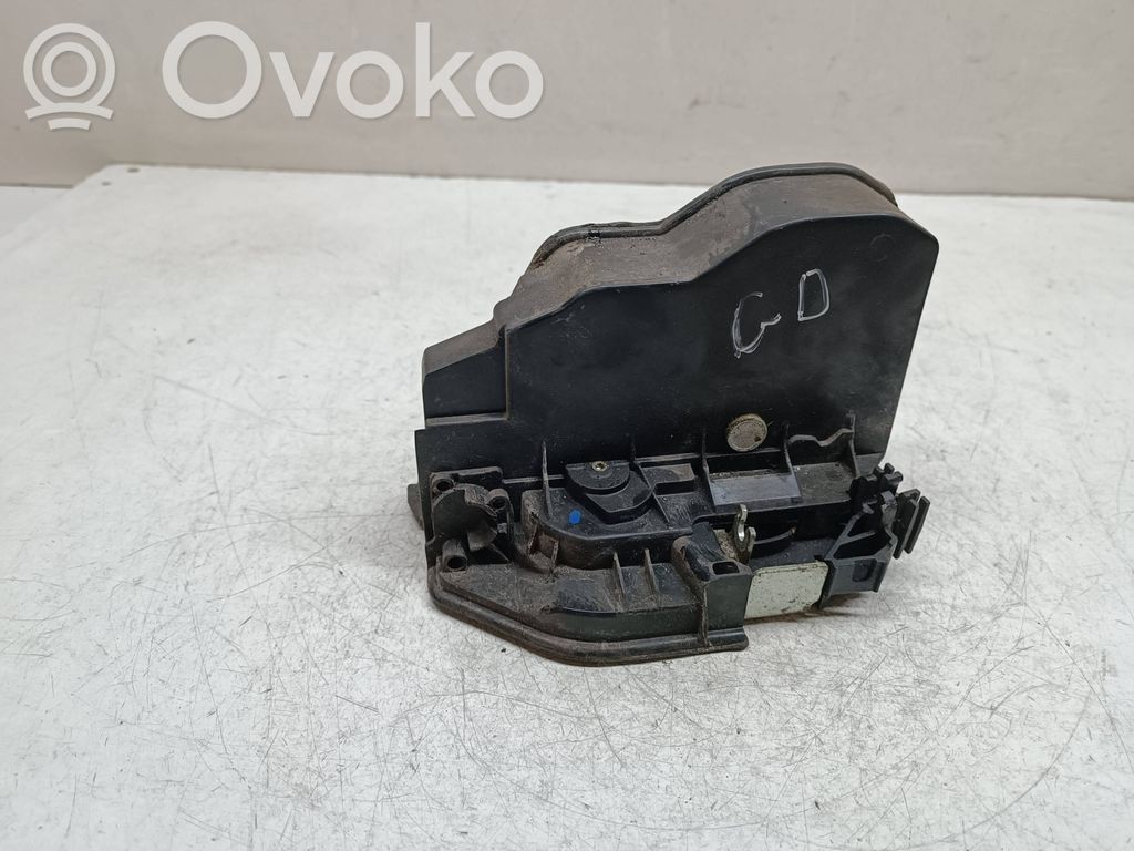 BMW 5 F10 F11 Încuietoare ușă spate 