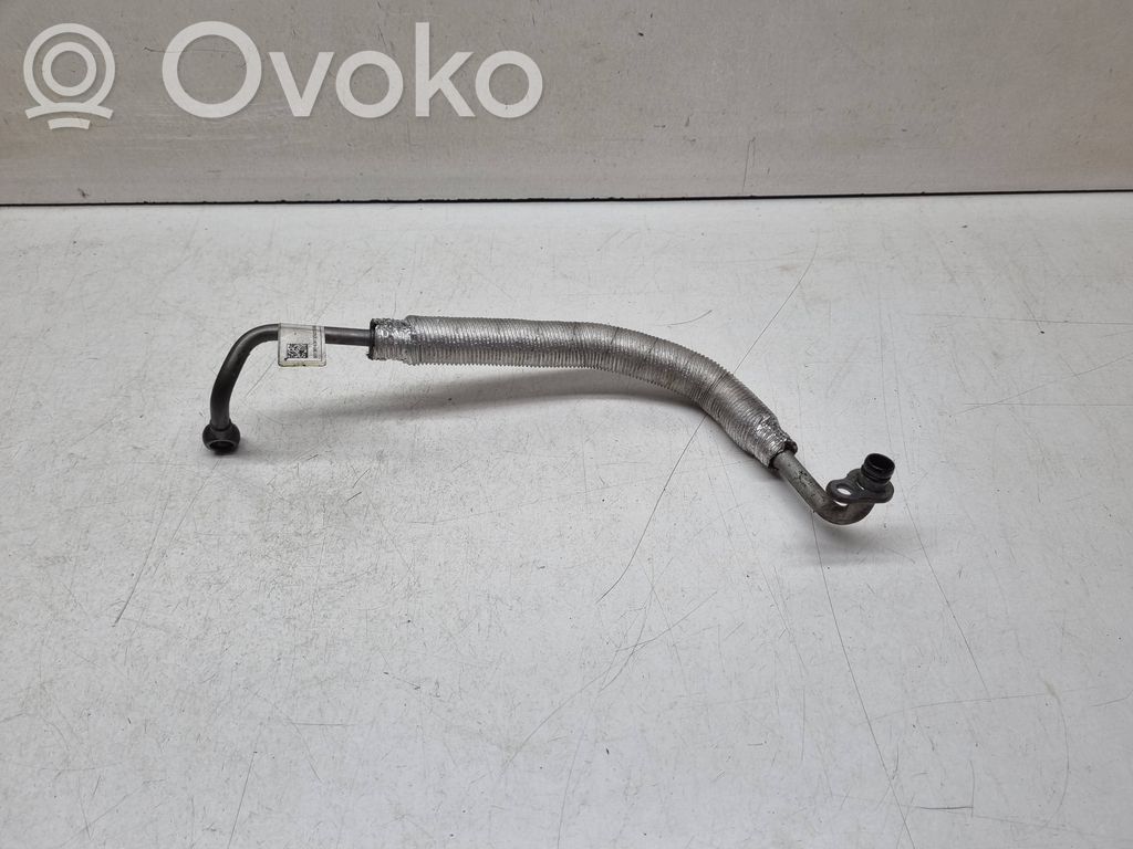 BMW 2 F46 Turboahtimen öljyletku 