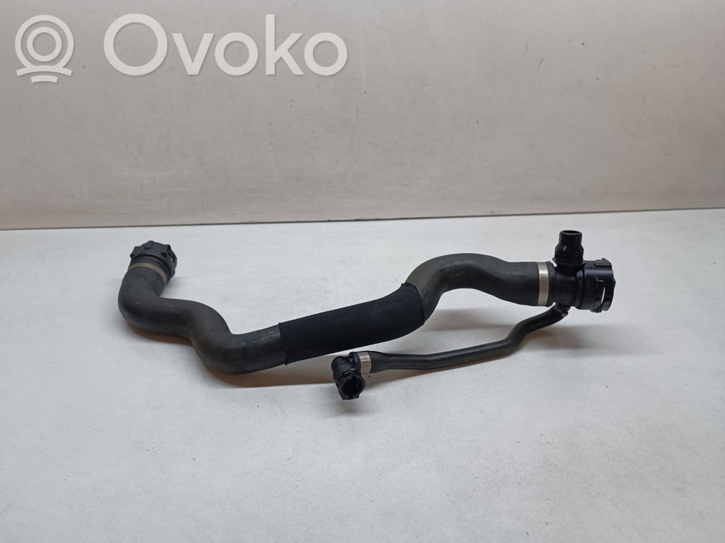 BMW 3 E90 E91 Conductă/furtun lichid de răcire motor 