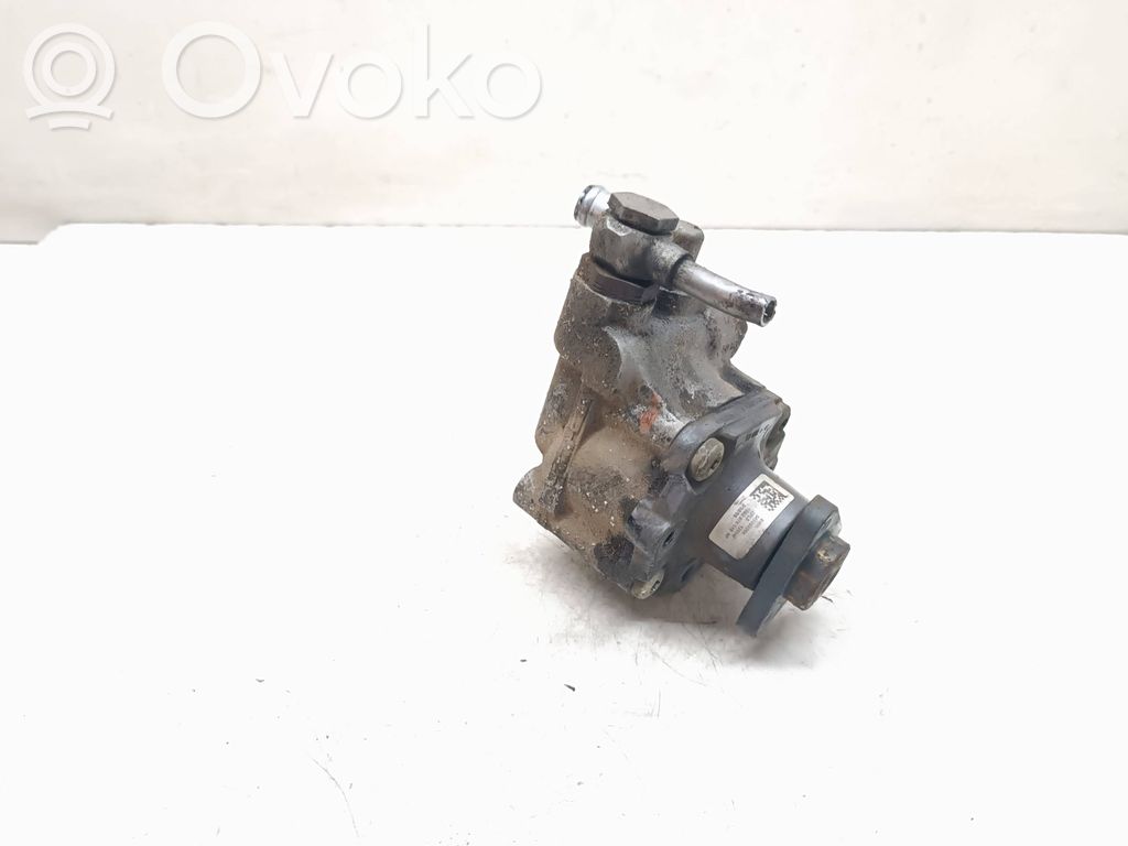 BMW X3 E83 Power steering pump 