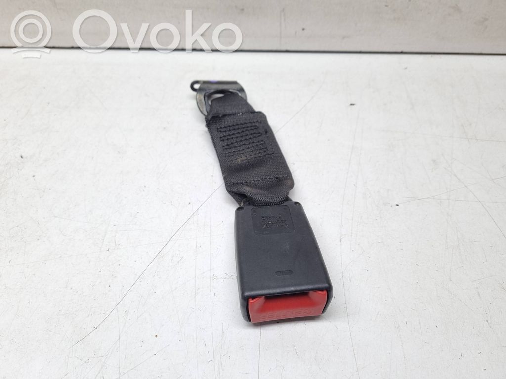 BMW X3 E83 Boucle de ceinture de sécurité arrière centrale