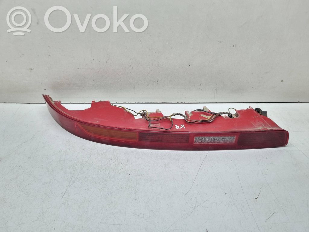 Takapuskurin valo   273401