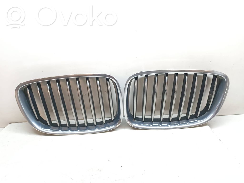 BMW 5 GT F07 Maskownica / Grill / Atrapa górna chłodnicy 