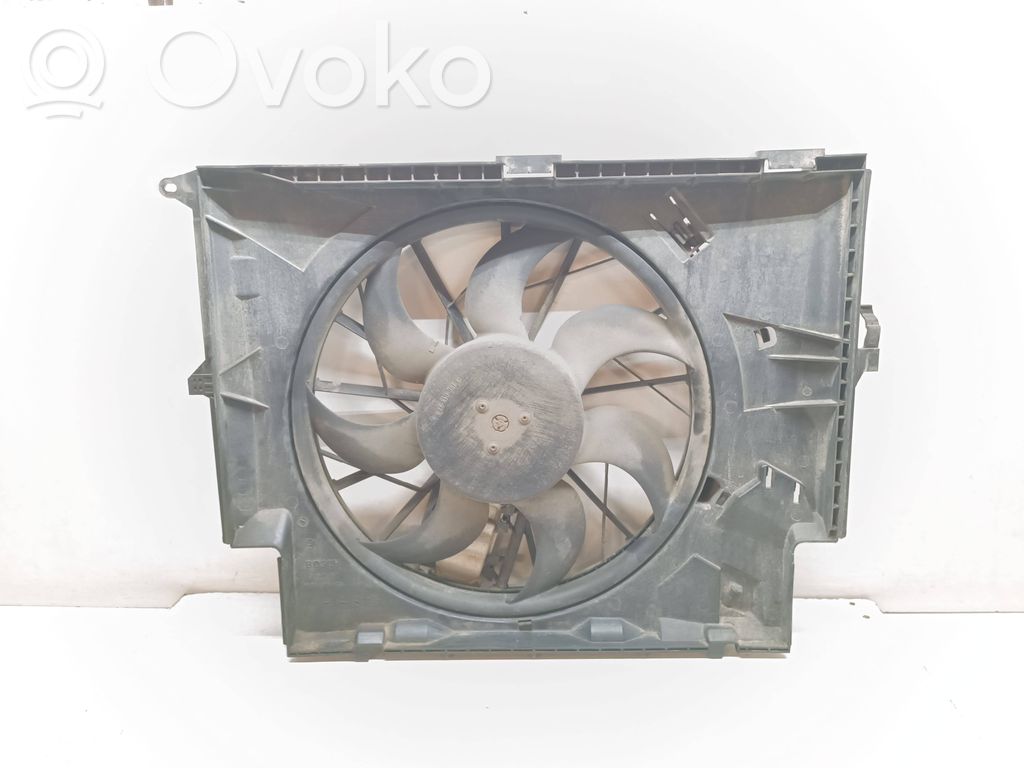 BMW 3 E90 E91 Elektryczny wentylator chłodnicy