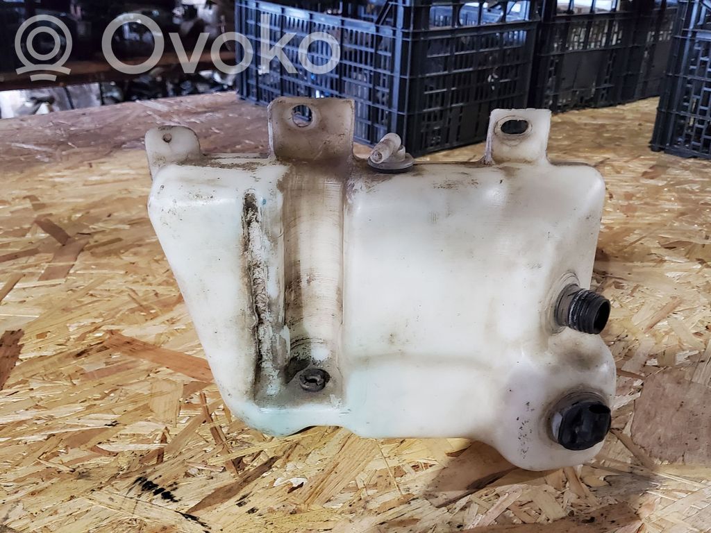 Logu šķidruma tvertne   8361439