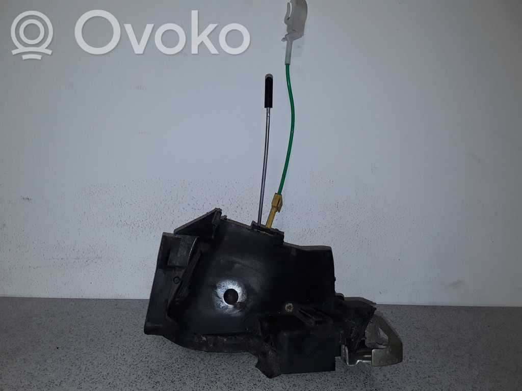 BMW 5 E39 Front door lock 