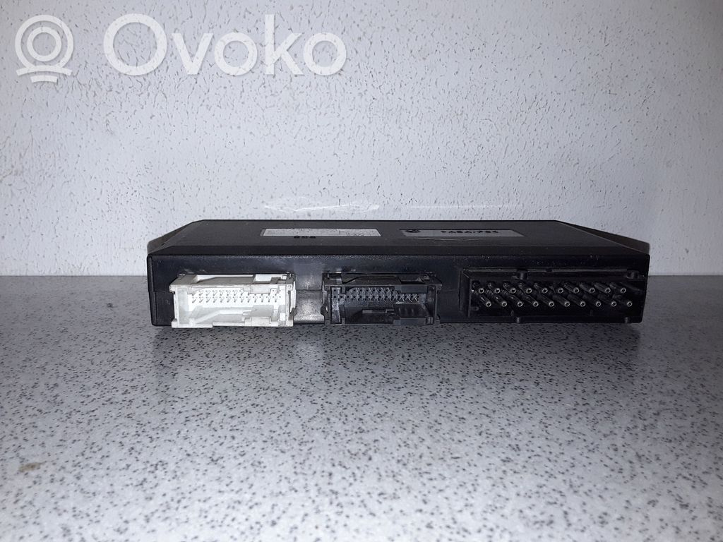 BMW 5 E39 Komforto modulis 