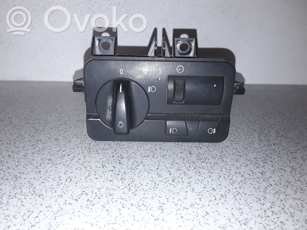 Light switch   61316901430,6901430