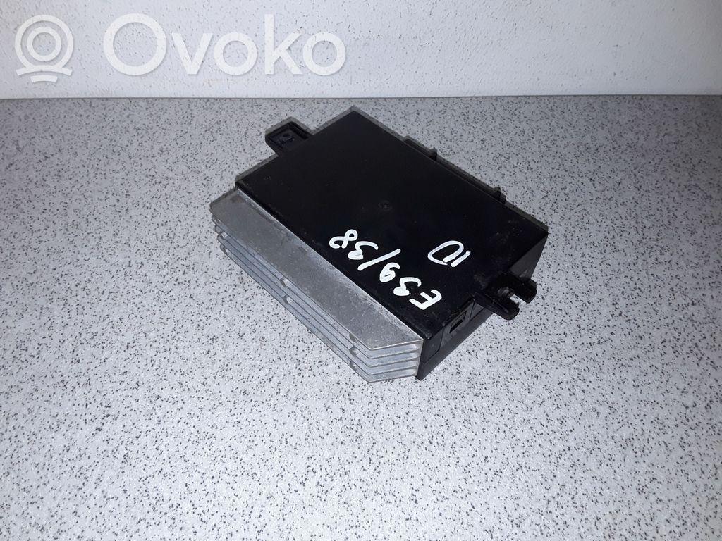 BMW 5 E39 Tow bar trailer control unit/module 