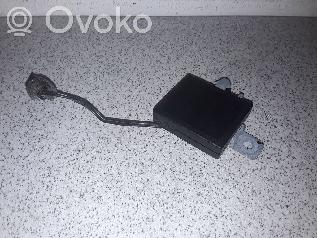 BMW 3 E36 Antenos stiprintuvas 