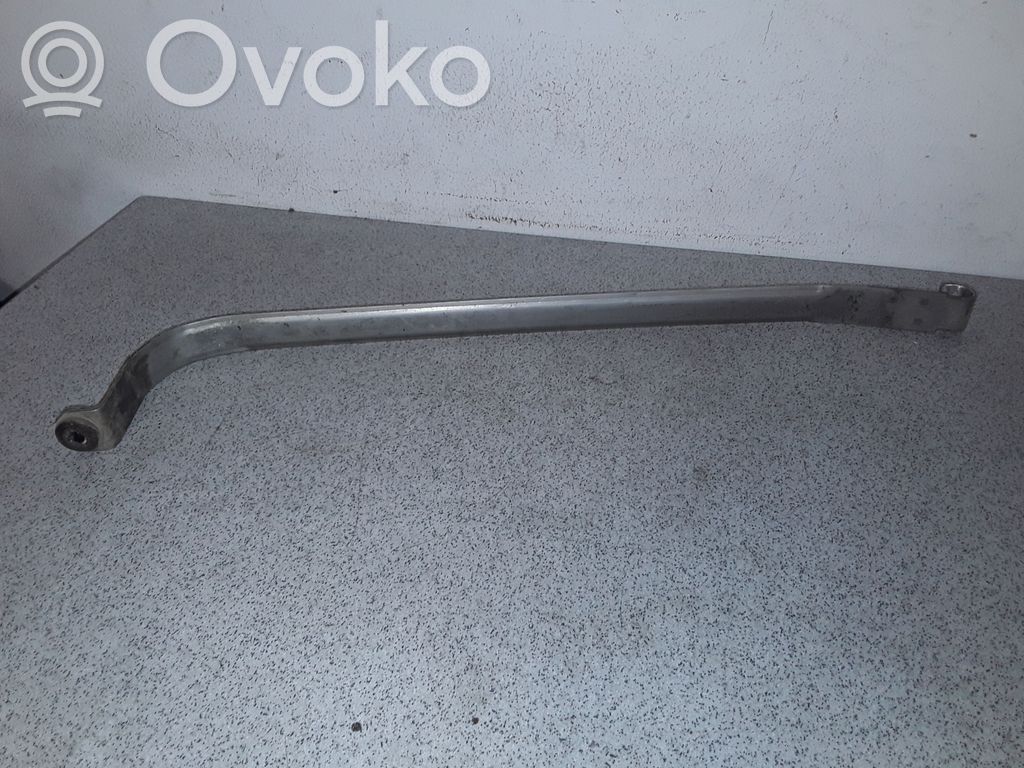 BMW 3 E46 Polttoainesäiliön kannake 