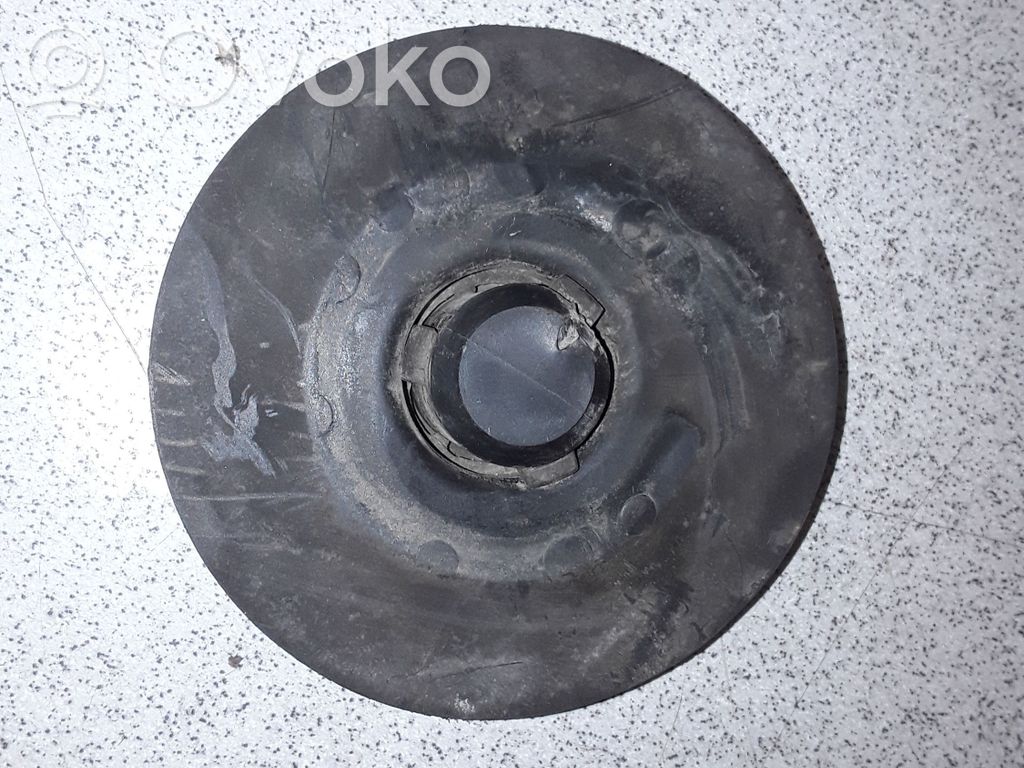 BMW 5 E39 Rear coil spring rubber mount 