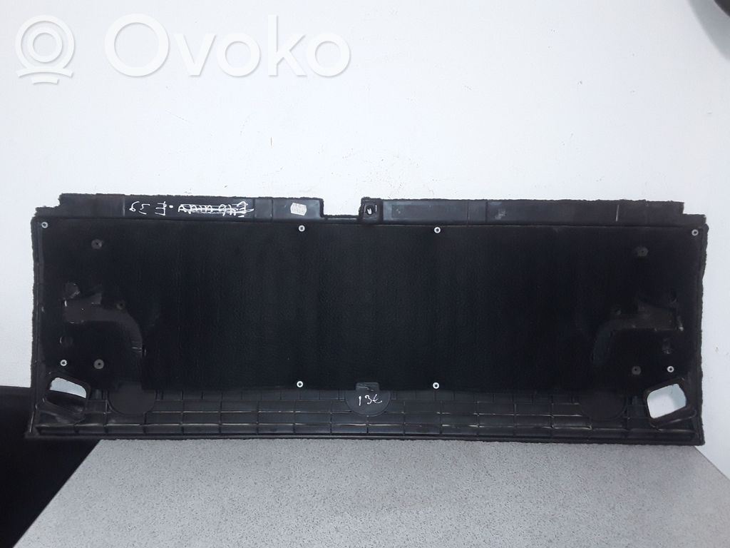 BMW 5 E39 Kita bagažinės apdailos detalė 