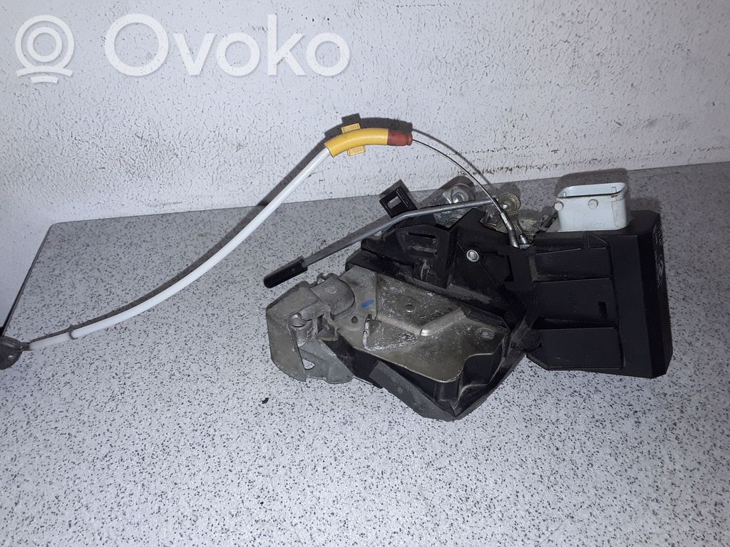BMW 5 E39 Rear door lock 