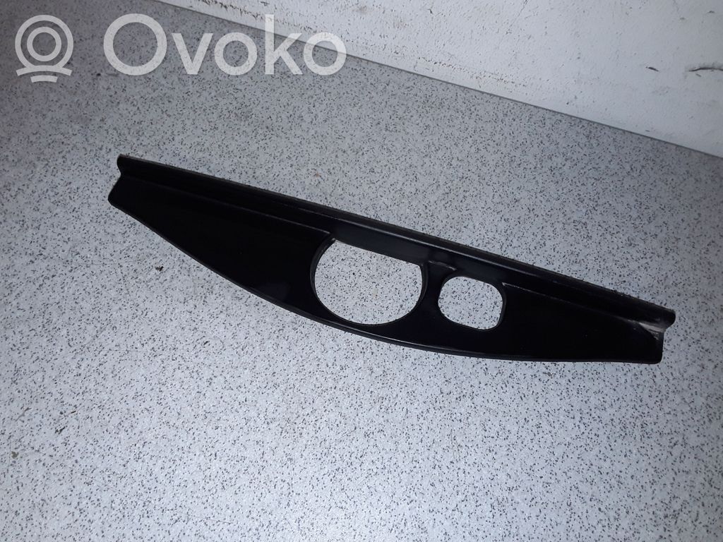 BMW 3 E46 Cita veida bagāžnieka dekoratīvās apdares detaļa 