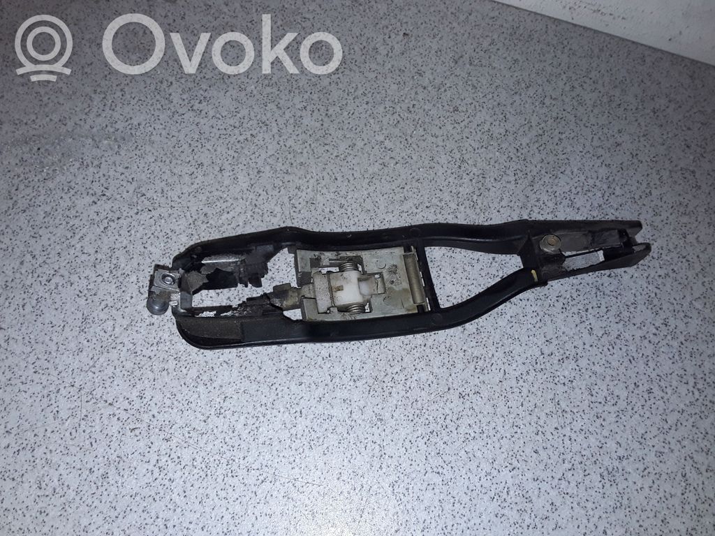 BMW 3 E46 Takaoven ulkokahvan kehys 