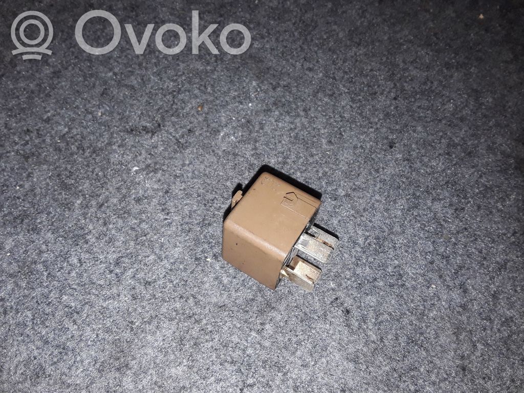 BMW 5 E39 Other relay 