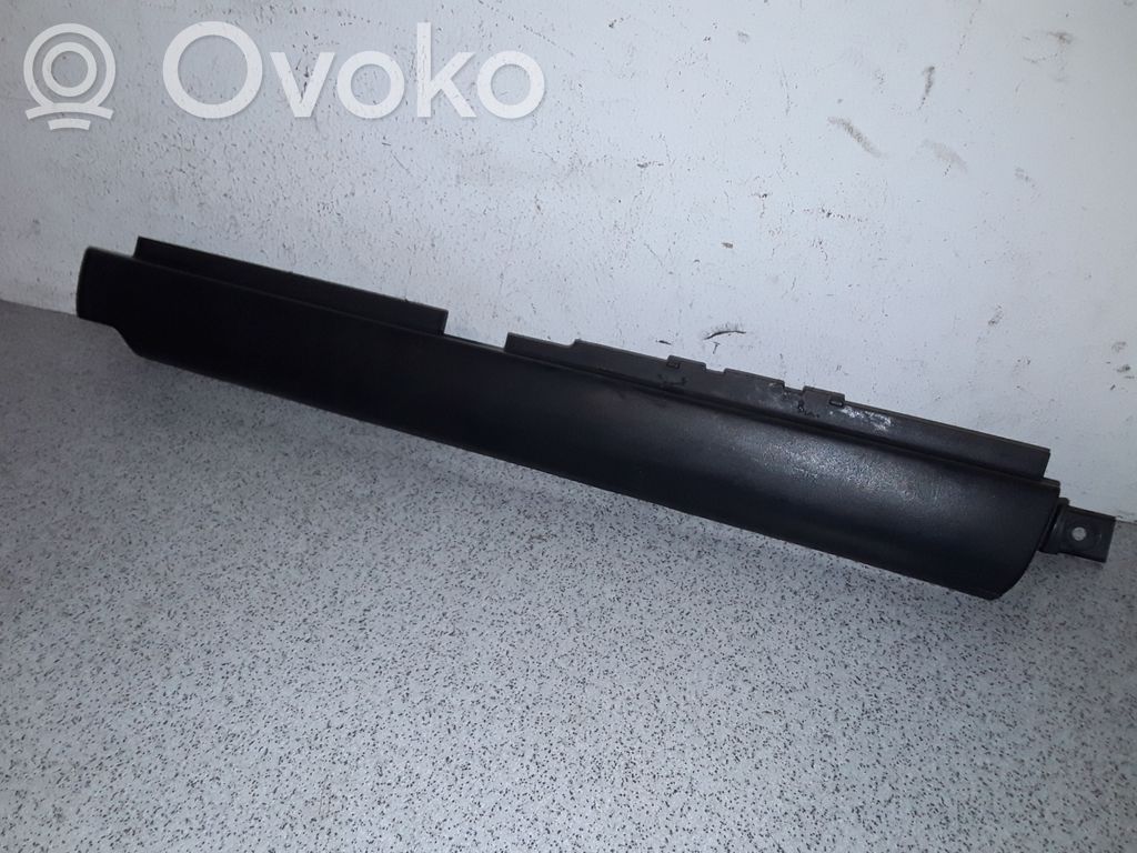 Inne elementy wykończenia bagażnika   8170579,8170583