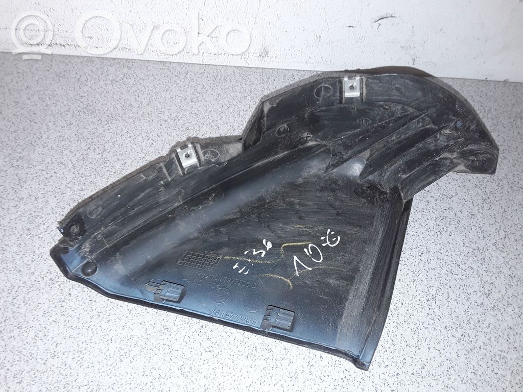 BMW 3 E36 Panelės apdailos skydas (apatinis) 