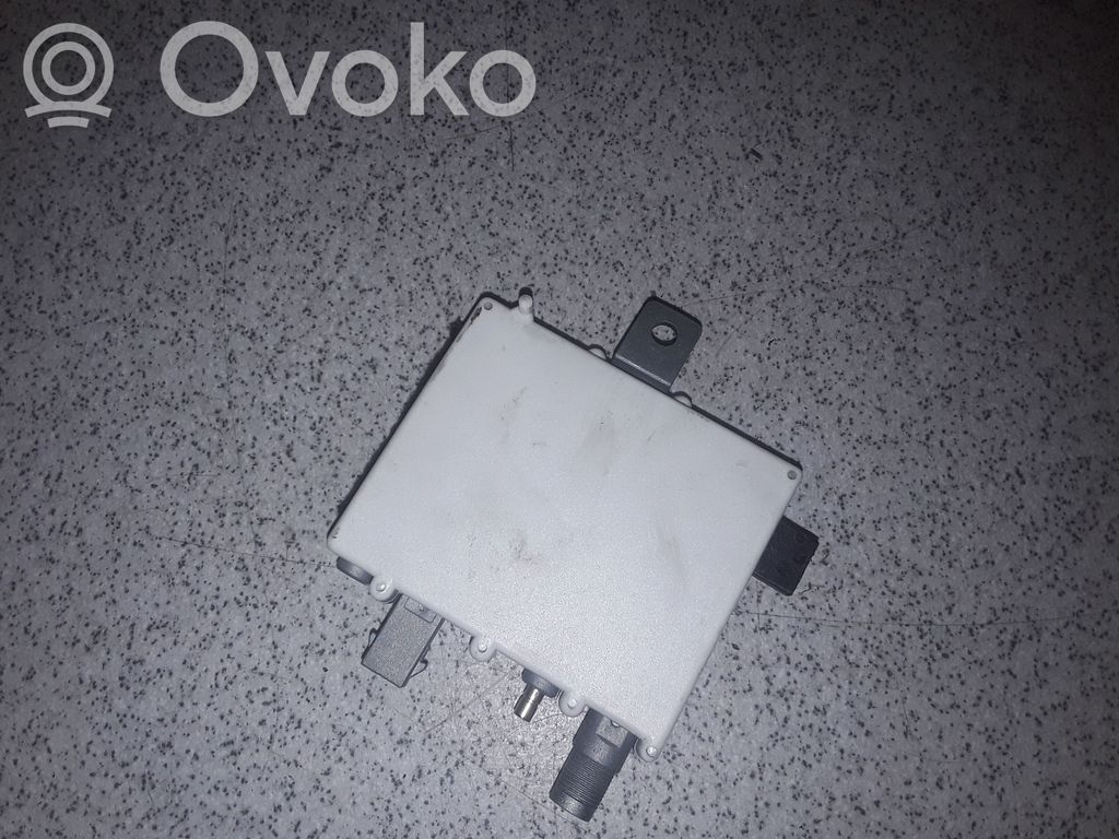 BMW 3 E36 Antenos stiprintuvas 