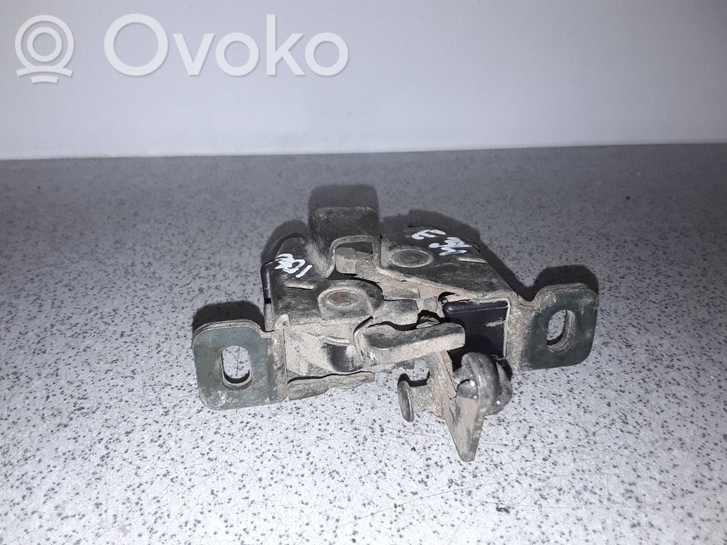 BMW 5 E34 Tailgate/trunk/boot lock/catch/latch 