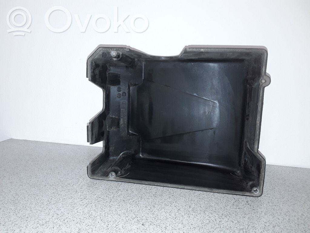 BMW 5 E34 Fuse box cover 